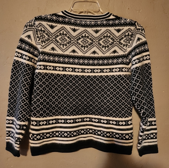 NWT St. John's Bay petite size medium fuzzy sweater 5% angora rabbit - Picture 4 of 4